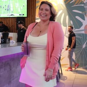 Meet your Posher, Carolina